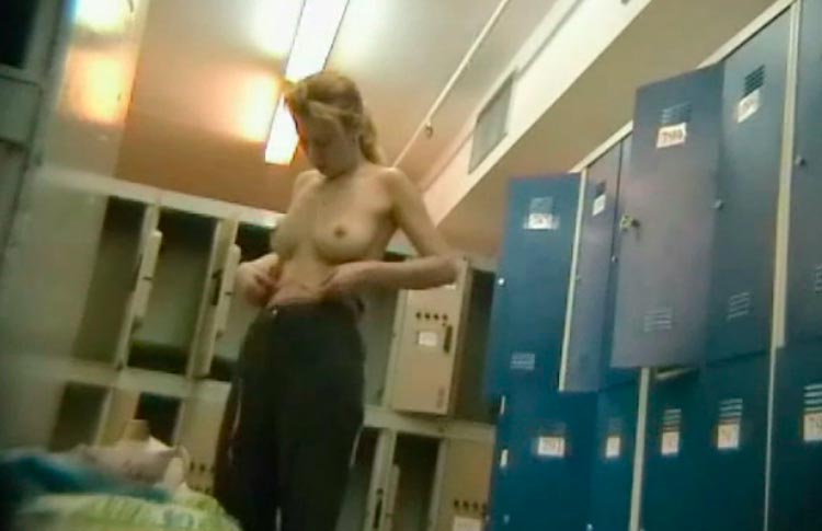 Good premium sex website if you like spycam porn images